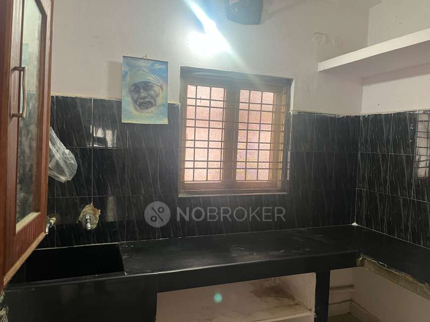 2 BHK Flat In Srinivasa Homes For Sale  In Miyapur