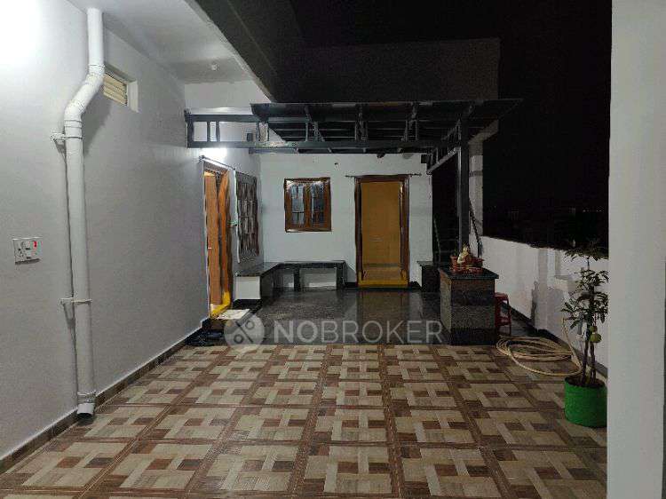 2 BHK Flat In Standalone Building  for Rent  In Telapur 