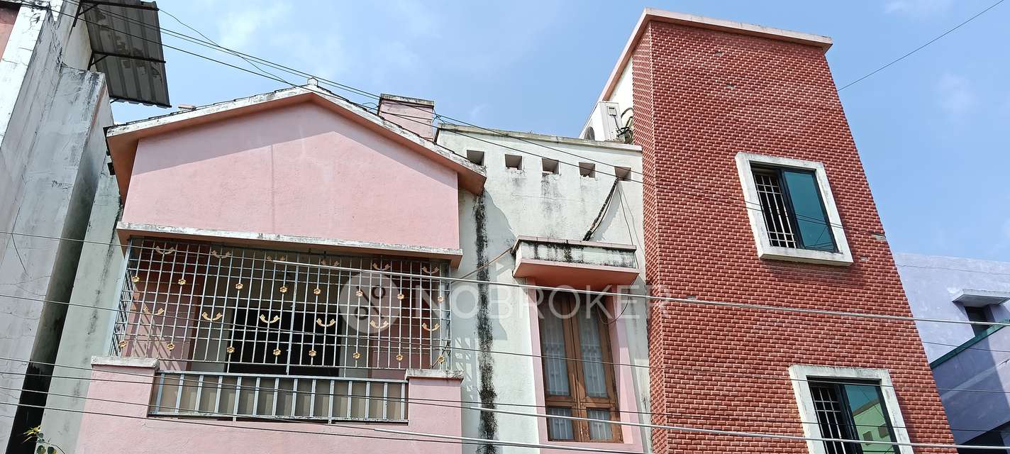 1 BHK Flat In Purushartha Building for Rent  In Perumbakkam