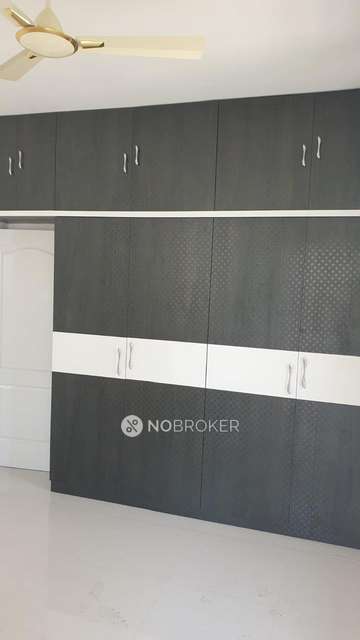 2 BHK Flat In Sri Sri Aero City For Sale  In Adibatla