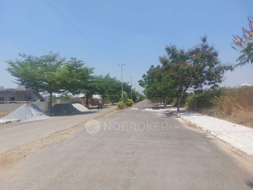 Plot For Sale  In Mahaveer Green Meadows In Chandapura