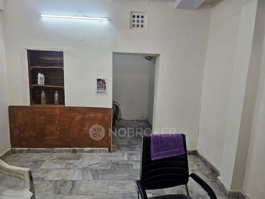1 BHK House for Rent  In Malka Ganj