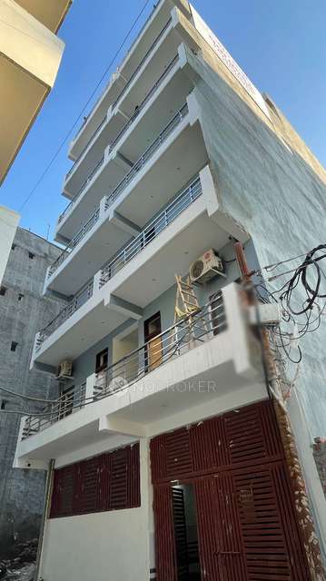 PG for Anyone in Chhalera Sector 44noida