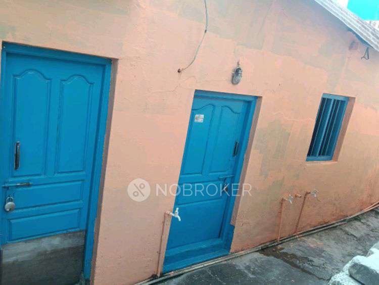 1 BHK House For Sale  In Palace Guttahalli