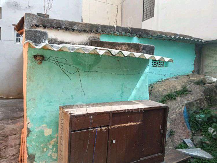 1 BHK House For Sale  In Palace Guttahalli