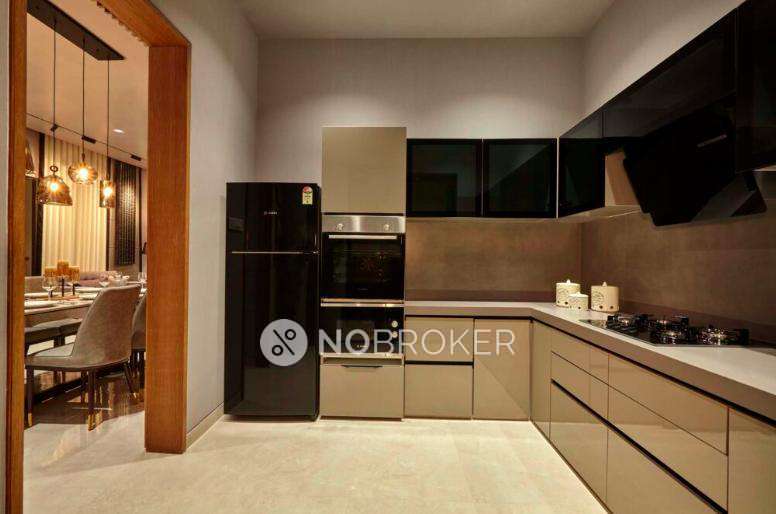 Single Room for Female In 3 BHK  In Pavan Tranquil In Pavan Tranquil