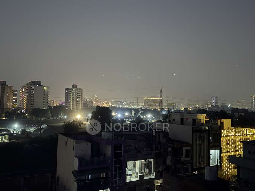 1 BHK Flat In Venden Bhawan for Rent  In Sector 70a Road