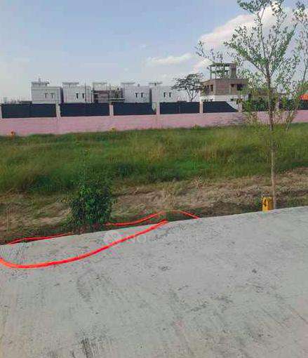 Plot For Sale  In Sri Indhra Nagar In Selaiyur