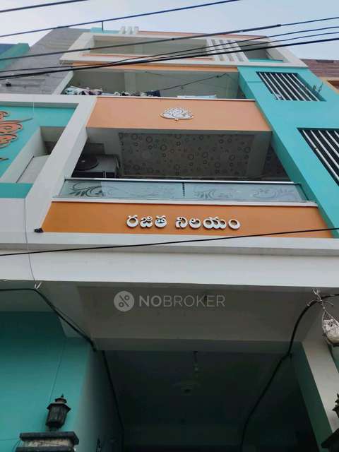 1 BHK Flat In Standalone Building  for Rent  In Jagathgiri Gutta