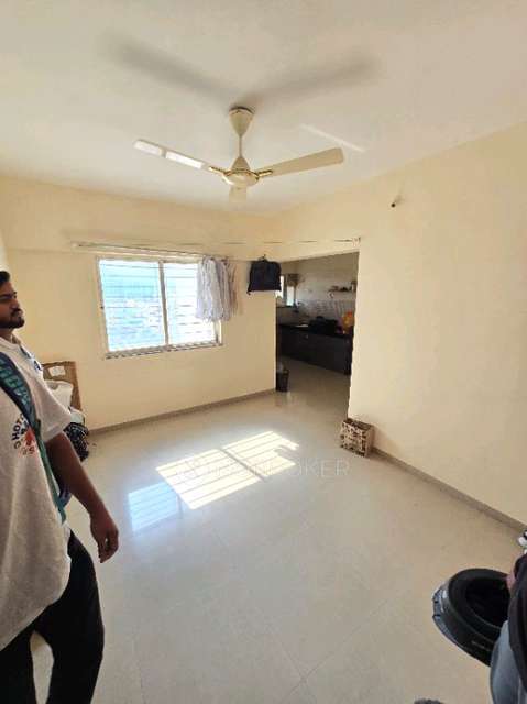 Single Room for Male In 2 BHK  In Jalan Aura County  In Hxc4+4xj, Wagholi, Pune, Maharashtra 412207, India
