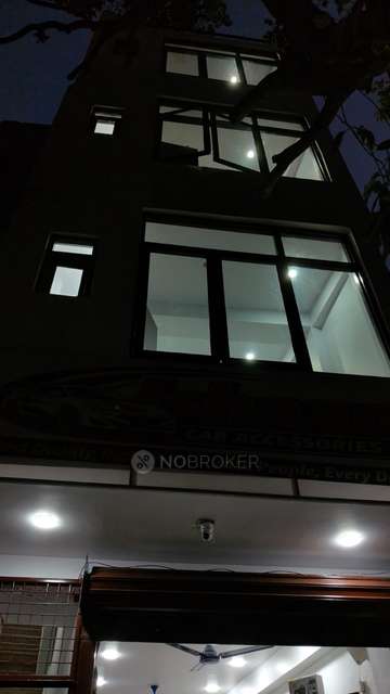 Godown/Warehouse in Asalatpur Village, Delhi for Rent 
