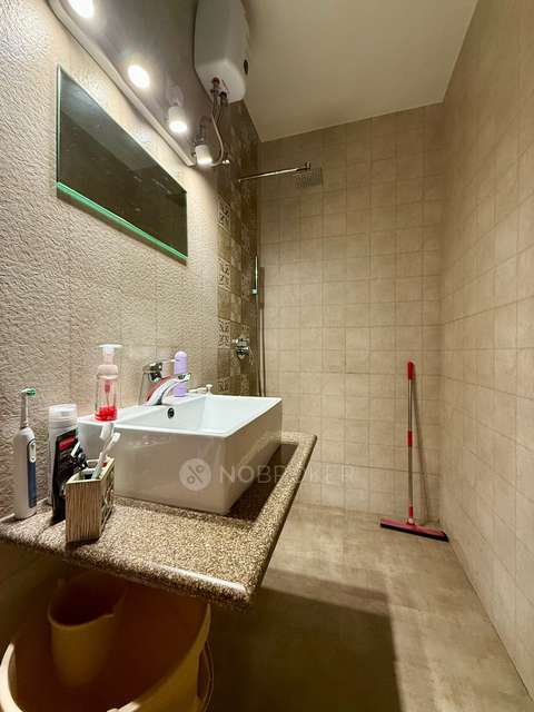 2 BHK Flat In Inder Tower For Sale  In  Dadar West