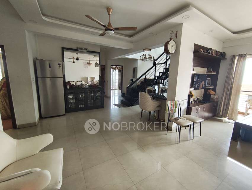 4 BHK Flat In M V Royal Homes For Sale  In Mv Royal Homes