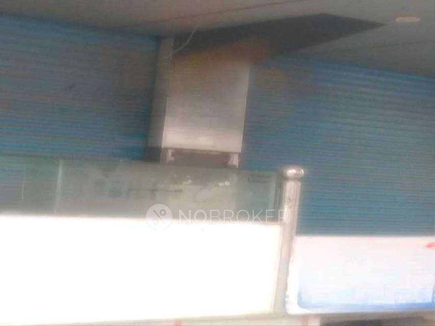 Shop in Nehru Ground, Faridabad for Rent 