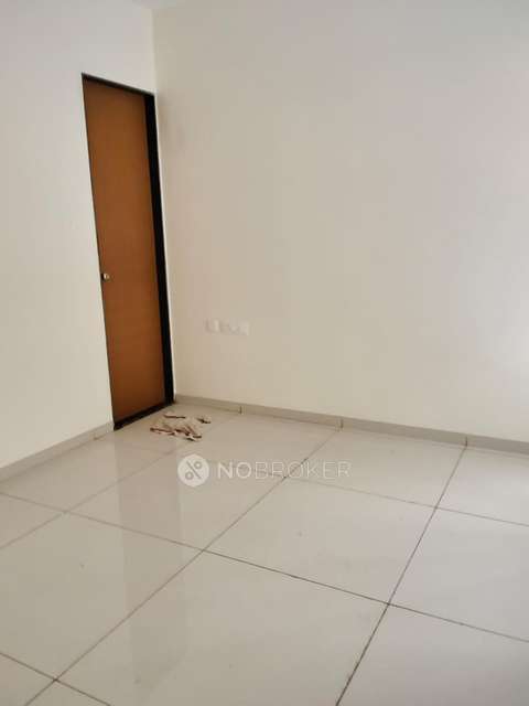 2 BHK Flat In Chandak 34 Park Estate, Goregaon West for Rent  In 34 Park Estate