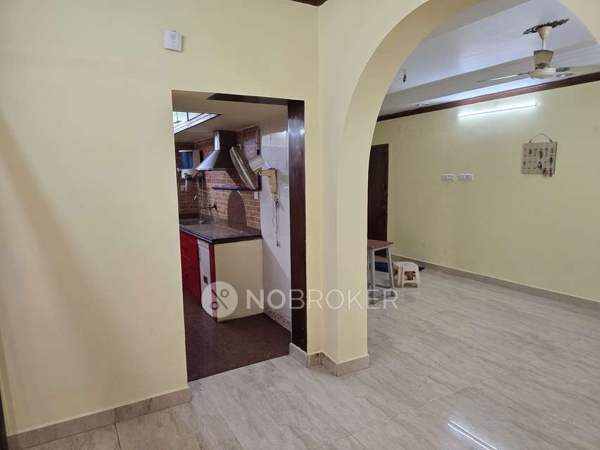 3 BHK Flat In Chandrasakar Builder for Rent  In Vadapalani
