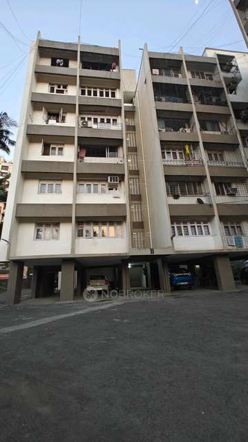 1 RK Flat In  Flower Bloom for Rent  In Andheri West,