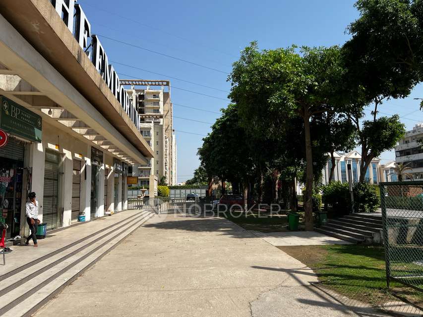 Showroom in Sector 81, Faridabad for Rent 