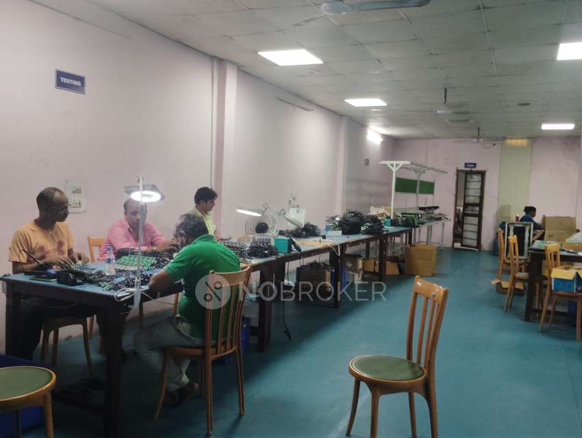 Industrial Building in Noida Phase-2, Noida for Rent 