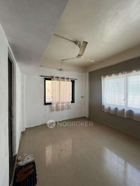 2 BHK Flat In Kumbhre Building for Rent  In Gadhave Colony