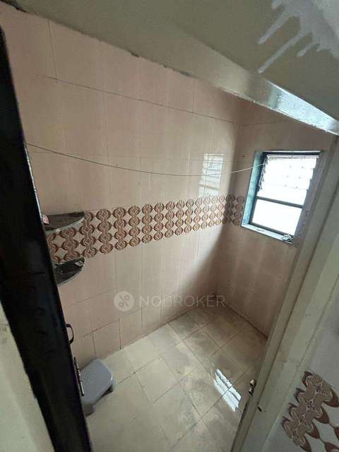 1 BHK Flat In Godamai Niwas Chsl for Rent  In Godamai Nivas Building