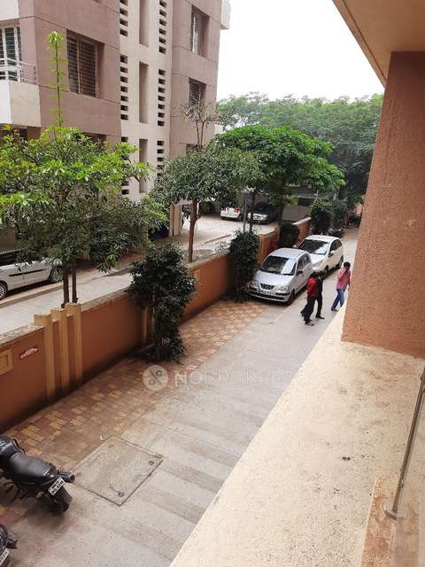 Single Room for  In 2 BHK  In Armada Society  In Hinjawadi