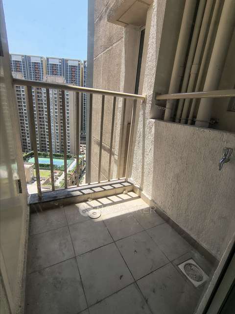 2 BHK Flat In Godrej Green Vistas for Rent  In Mahalunge
