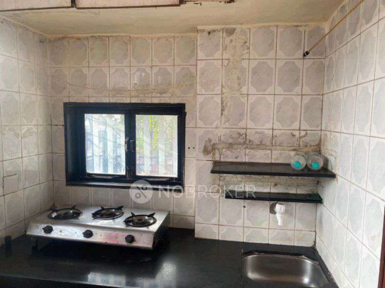 1 RK Flat In Hare Ram Hare Krishna Apartment for Rent  In Kandivali East