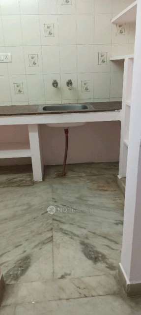 1 BHK Flat In K for Rent  In Teynampet