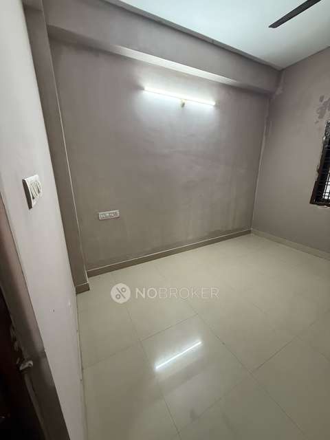 1 BHK Flat In Sri Satyanarayana Nilayam  for Rent  In Banjara Hills