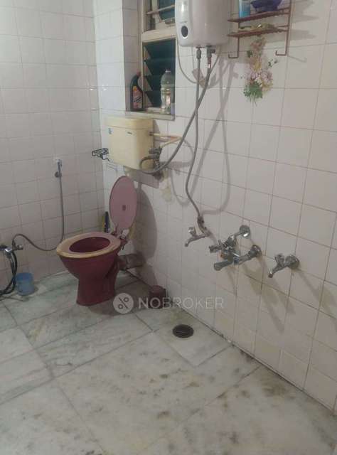 Shared Room for Male In 1 RK  In Kalyani Nagar