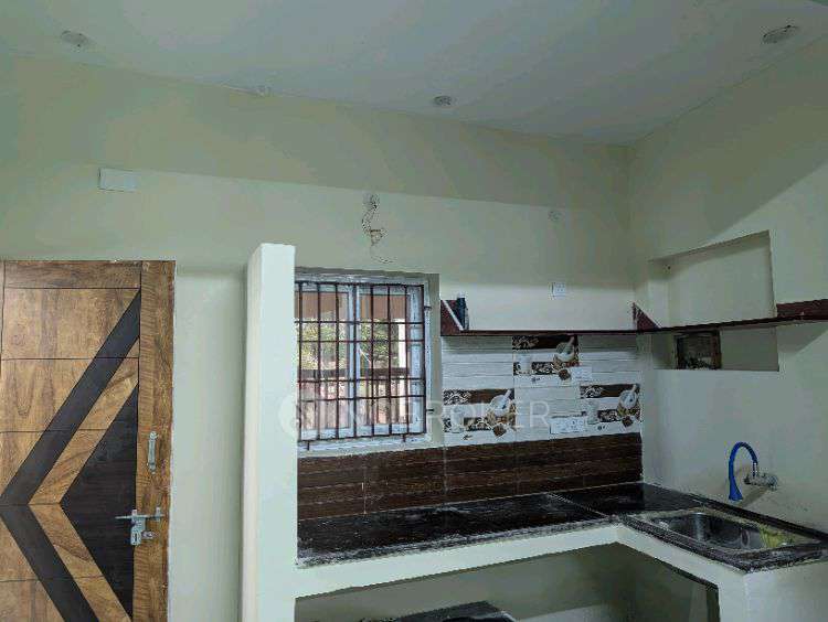 1 BHK House for Rent  In Golden Villa Garden Road