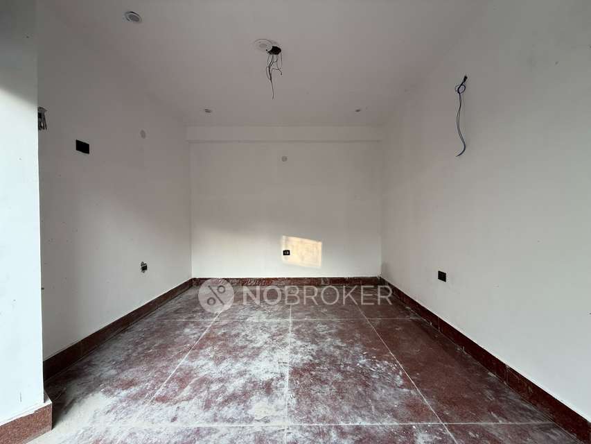 Shop in Rajpur Khurd,, Delhi for Rent 