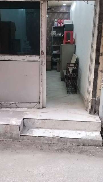 Shop in Tilak Nagar, Delhi for sale 