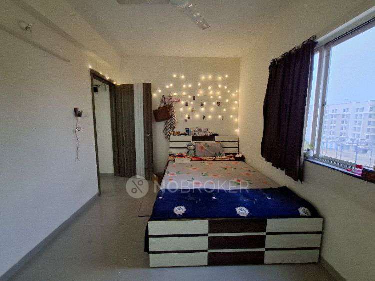 Shared Room for Female In 1 BHK  In Devki Flying Heights Society , Lohegaon , Near Ajeenkya D Y Patil University In Ajeenkya Dy Patil University