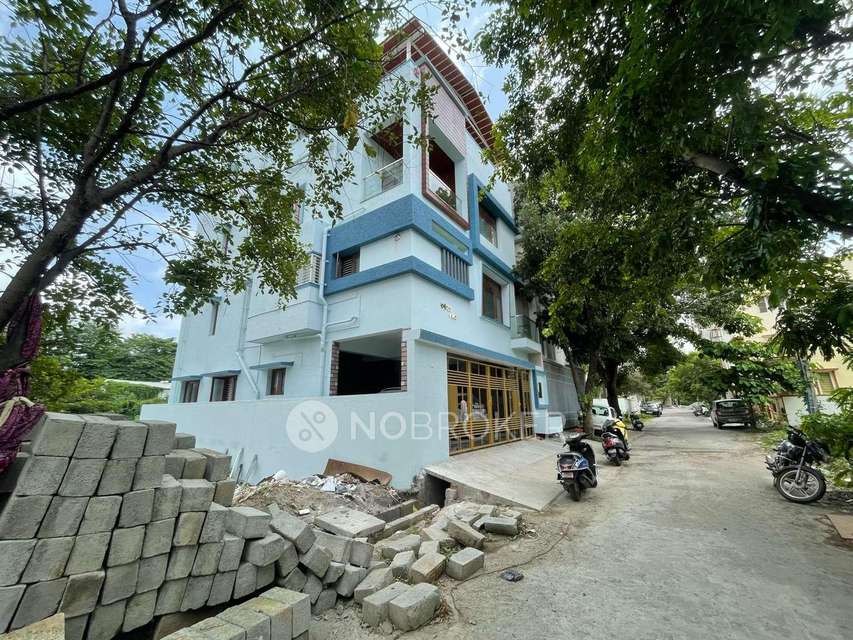 4 BHK House For Sale  In  Mallathahalli