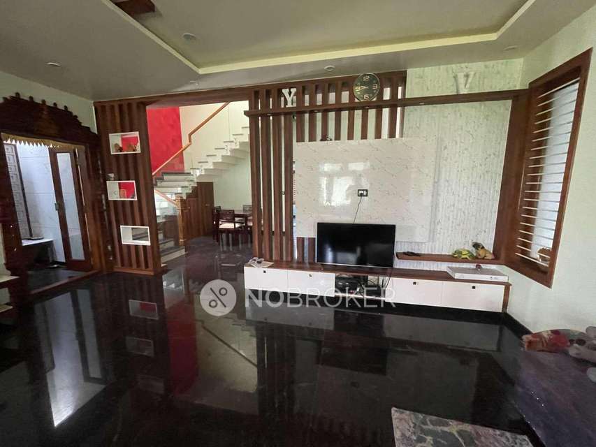 4 BHK House For Sale  In  Mallathahalli