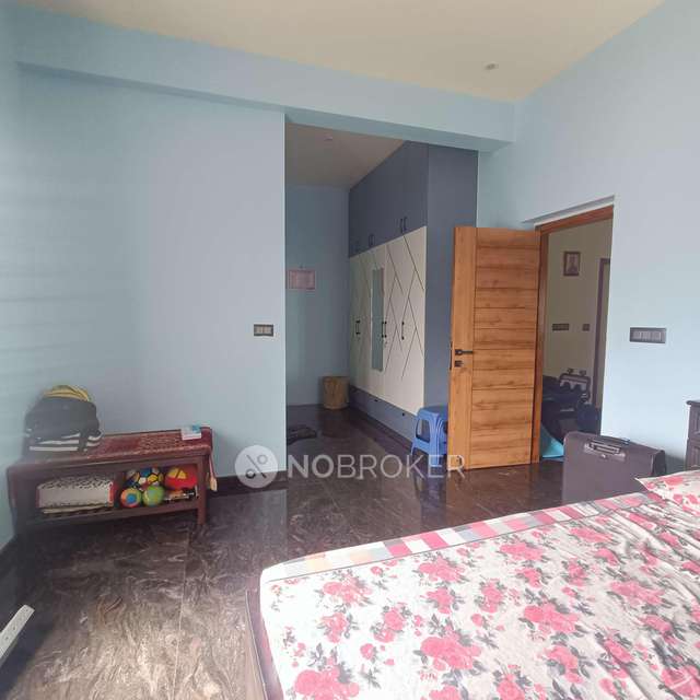 4 BHK House For Sale  In  Mallathahalli