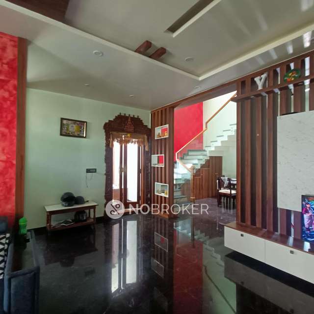 4 BHK House For Sale  In  Mallathahalli