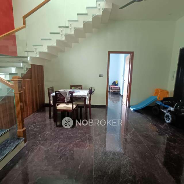 4 BHK House For Sale  In  Mallathahalli