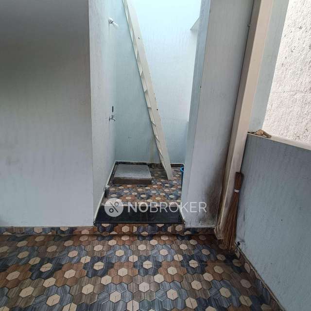 4 BHK House For Sale  In  Mallathahalli