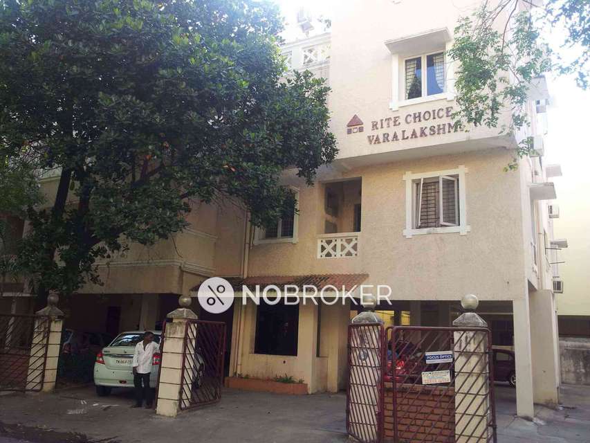 2 BHK Flat In Varalakshmi Flat for Rent  In Alwarpet