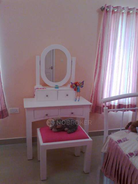 Single Room for Female In 4 BHK  In Krishnarajapuram