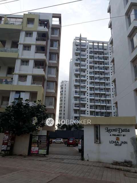 Shared Room for Male In 1 RK  In Limaye Niwas In Narayan Peth