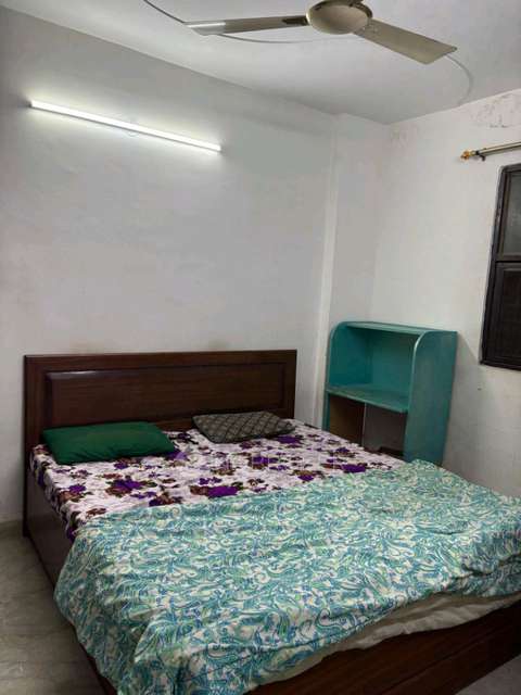 PG for Anyone in C525, Pocket 5, Sector 5c, Rohini, New Delhi, Delhi, 110085, India