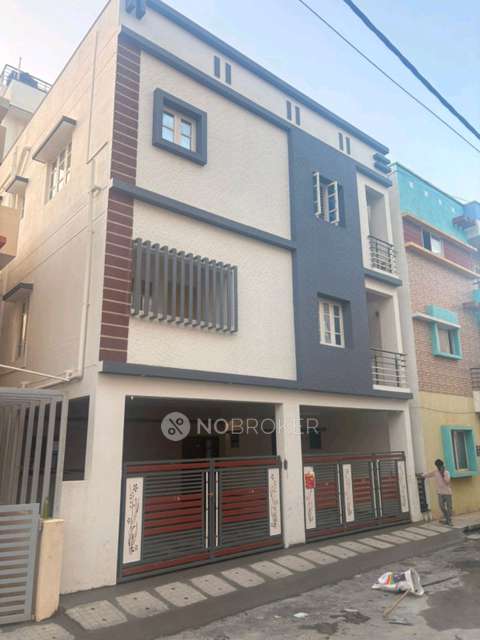 4+ BHK House For Sale  In Kereguddadahalli