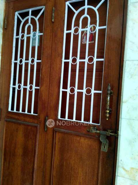 2 BHK House for Rent  In 642, 12th Main Road