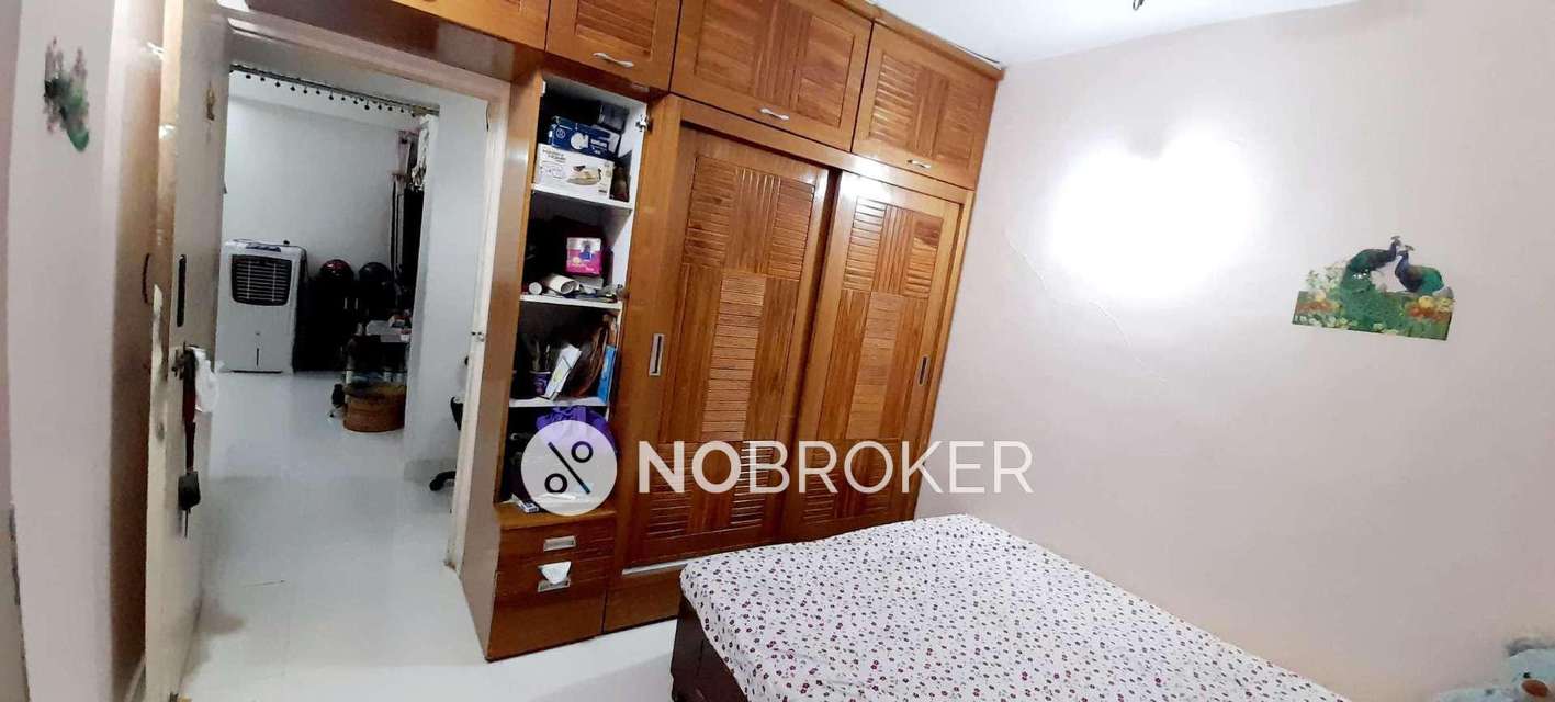 1 BHK Flat In Standalone Building  For Sale  In  Wadgaon Sheri