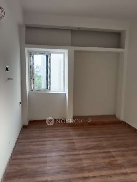 2 BHK Flat For Sale  In Chromepet