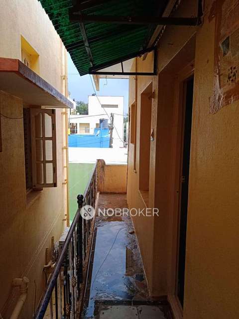 1 RK House for Rent In Singapura